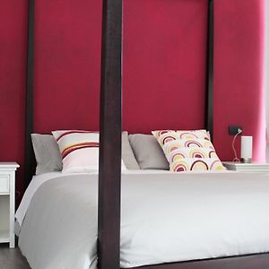 Camera con letto king size